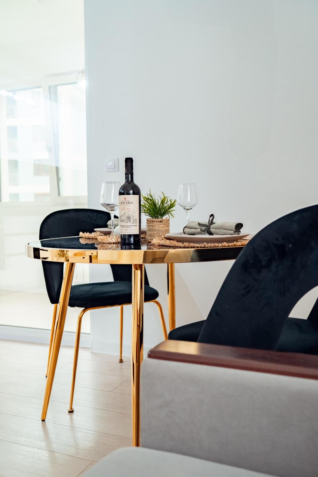 Cozy Aparthotel - Ultracentral Luxury Apartments Iasi Exteriér fotografie
